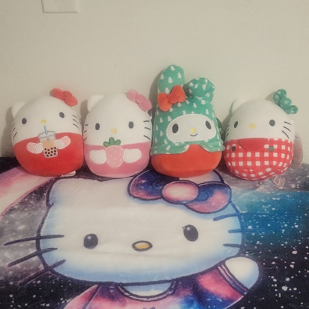 Hello Kitty Plush Toy Set
